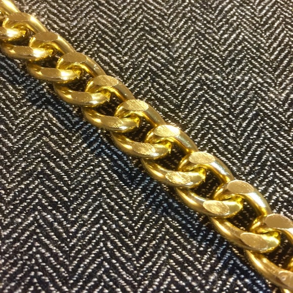 Curb Link Bracelet - Picture 3 of 4